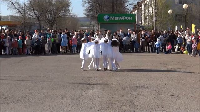 Танец "Журавли" (08 мая, Цивильск) смотреть онлайн