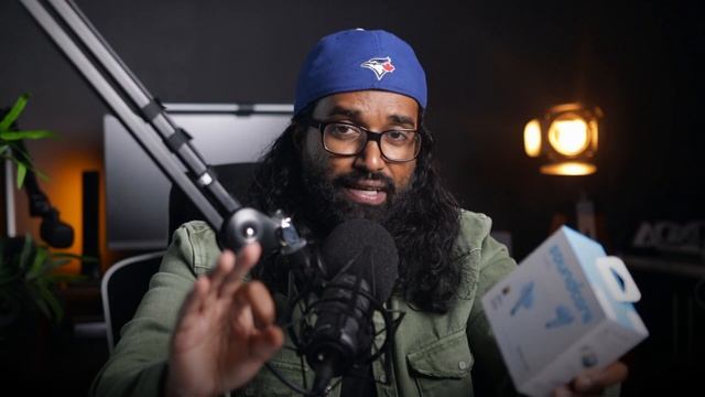 iPhone 13 Mini Review (Late 2023) - After iOS 17 Update..Improved Battery Life & Improved Cameras? смотреть онлайн