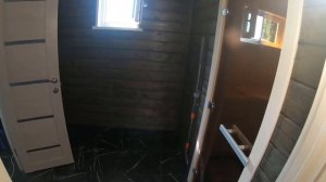 Обустройство красивой бани с уличной купелью с подогревом. Водопровод от колодца со сливом на зиму