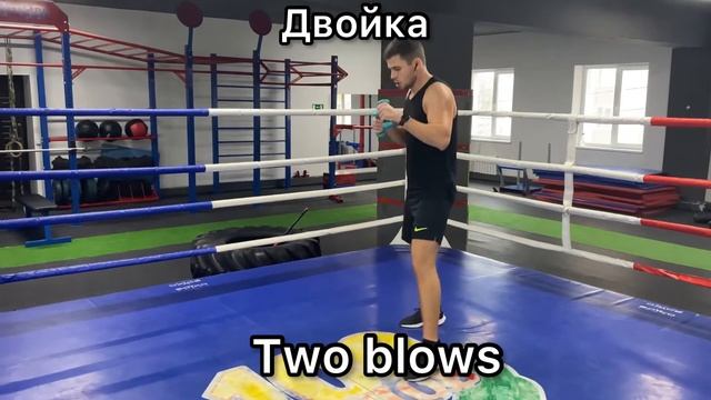 SHADOW BOXING WITH DUMBBELLS WORKOUT | GYM WORKOUT смотреть онлайн
