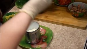 Салат "Лакомка" с соленой горбушей