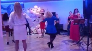 песня Алевтины Егоровой,А я теряю голову