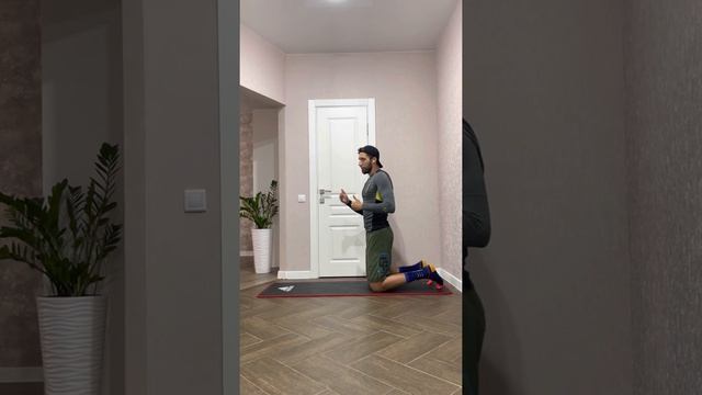 ОТЖИМАНИЯ с прямых ног в доступной амплитуде смотреть онлайн