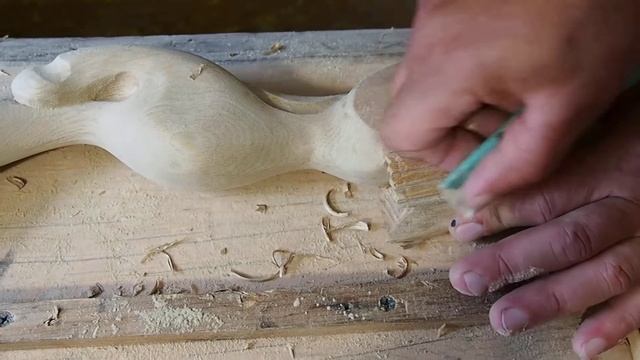 Видео Шлифовка белки из древесины бархата Амурского смотреть онлайн