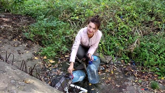 ХОРОШО ИМЕТЬ ДОМИК В ДЕРЕВНЕ. ЧАСТЬ 1. У СВЯТОГО ИСТОЧНИКА. смотреть онлайн