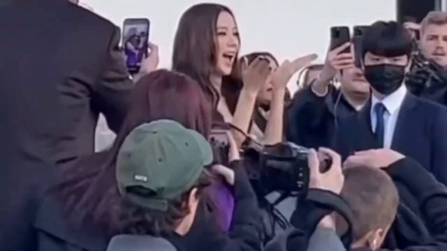 Dior Treats Jisoo like a princess | JISOO at the Autumn-Winter  2022-2023 show | JISOO X DIOR #JISO