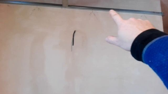 Как не испортить потолок из гипсокартона при монтаже профилей? смотреть онлайн