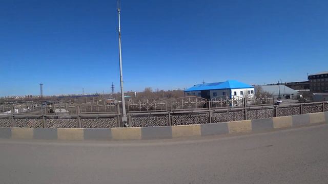 Караганда | с торгового города ТАИР по мосту над ЖД и поворот на у. Ермекова на автобусе весна 2021
