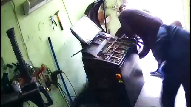 Демонтаж Монтаж шин  Балансировка колес смотреть онлайн