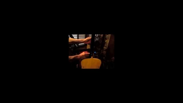 Своими руками.Ремонт гитары.