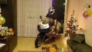 Suzuki GSX-R 750 K1 Powitanie nowego roku !!
