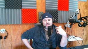 Steinberg ST-M01 Condenser Microphone Demo Review - Budget Podcasting and Voice Over