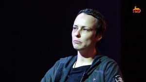 Юлия Чичерина — о Путине, войне на Донбассе, Шнурове и осетинских воинах.mp4
