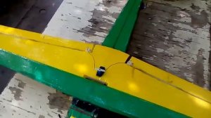 Радиоуправляемый самолёт из потолочки