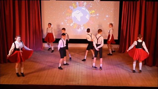 ГБОУ Школа № 2010 Фестиваль "ВЕНОК СОДРУЖЕСТВА"- 1 тур. 7 "Д" класс - Германия 08.11.19 смотреть онлайн