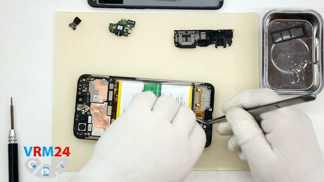 How to disassemble ? Oppo A3s Take apart Tutorial