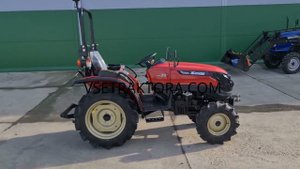 Трактор SOLIS 26 RED