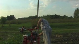 Уборка картофеля мотоблоком Салют 5