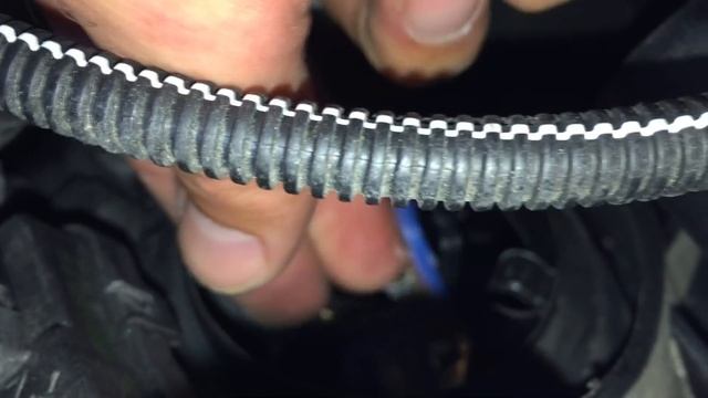 Wymiana żarówki Clio III/3 2011r / Replace front light of Clio III/3 2011 смотреть онлайн