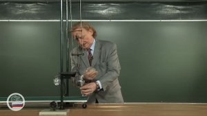 Запись биений песком.