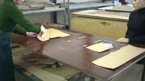 Изготовление сложных рубашек шпона филенчатых дверей ручной машинкой KUPER KHL 2