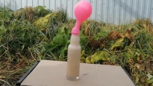 Эксперимент: Кока Кола с Уксусом и Содой надувают воздушный шарик / Experiment Coca Cola and Soda