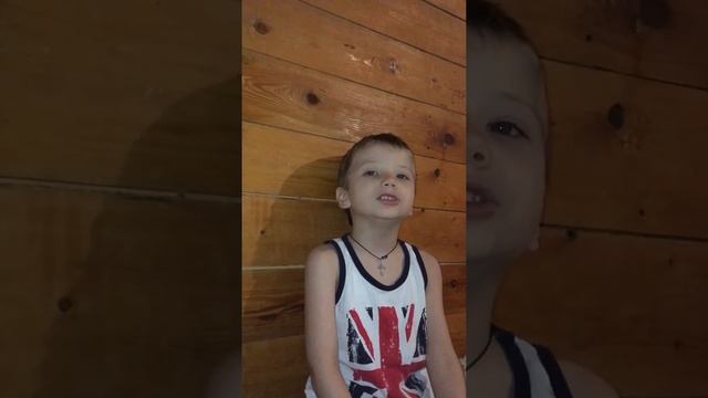 ДимаТ читает Тютчева весенняя гроза