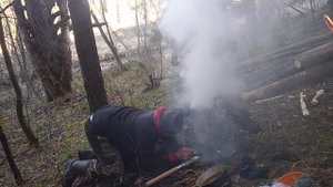 Строим землянку в лесу у реки| Серия 1| bushcraft Dugout by the river