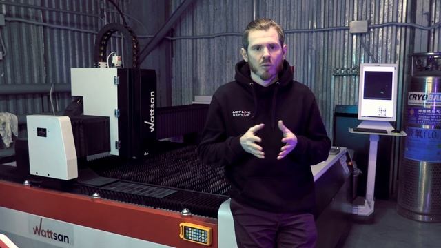 Зачем нужен сменный стол для лазерного станка по металлу?