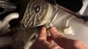 Лансер 9 не греет печка!