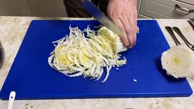 ДВА ЯПОНСКИХ ПОЛЕЗНЫХ САЛАТА НА ПРАЗДНИЧНЫЙ СТОЛ. смотреть онлайн