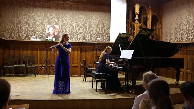 Чайковский Ария Ленского (Екатерина Коротеева, Надежда Честнова) смотреть онлайн