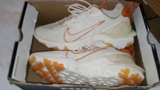 Nike Outlet pickup. Nike React Vision Review смотреть онлайн