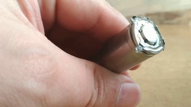 Разбираем аккумулятор 18650 samsung 2600 емкость часть 1 смотреть онлайн