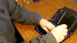 Acer Aspire One Netbook Disassembly