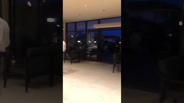 Сергей Симонов заселился в новый отель и ищет того, кто его опустит в следующий раз смотреть онлайн