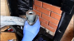 Замена сайлентблоков переднего рычага KIA Sportage 2,0 Киа Спортейдж 2012 года 1