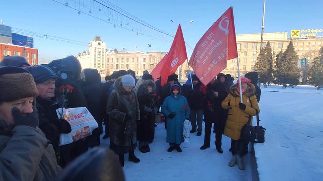 День памяти В.И.Ленина. Депутат Сулейманов. Возложение цветов в Новосибирске.