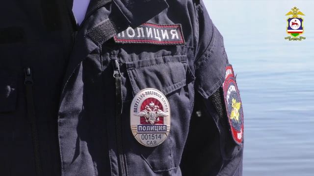 В Якутии полицейские спасли утопающую в городской протоке реки Лены женщину
