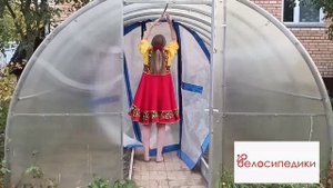 Теплица лучше чем у соседа. Такой теплицей вы будете гордиться. Теплица с перегородкой.