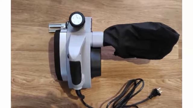 Отзыв от столярного мастера на сетевой рубанок для строгания деревянных заготовок Интерскол Р-82/71 смотреть онлайн