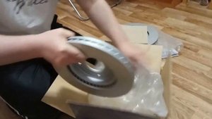 Тормозные диски BOSCH на NISSAN TIIDA и колодки передние. Какие лучше?