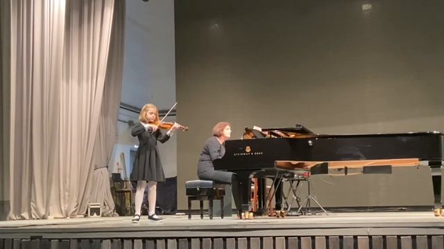 Г. Холлендер Легкий концерт смотреть онлайн