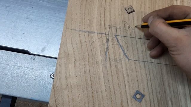 Этот рейсмус сразу с шейперным валом - обзор JWP13HH смотреть онлайн