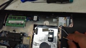 Lenovo IdeaPad Z570 Notebook Disassembly and repair (no power)