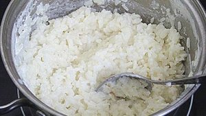 Рисовая каша с яблоками