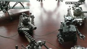 Сувенирные фигурки из запчастей, гаек, болтов, цепей, шурупов итд