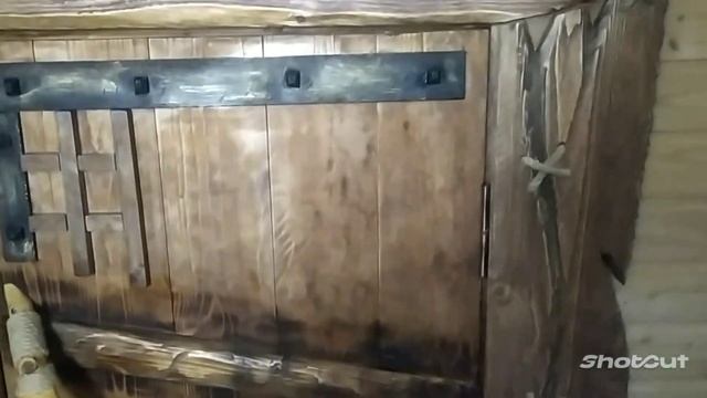 Русская баня. Отделка бани внутри. Дверь в парилку.