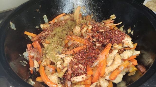 Вкуснейший плов в казане на плите смотреть онлайн