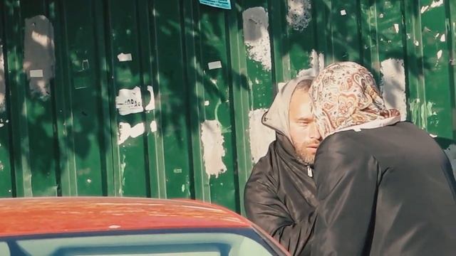 БАБУЛЯ vs БОМЖИ | ПРОДА С КАНАЛА ЭДВАРД БИЛ | ПРАНК смотреть онлайн